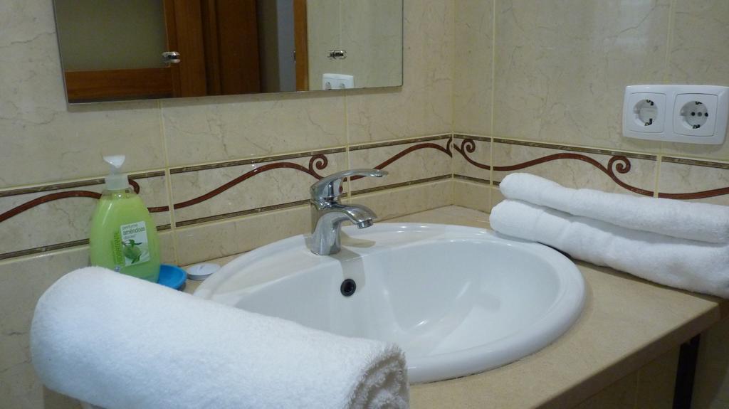 Azores Holidays House -B&B - Suites - Self Check-In Keyboard Ponta Delgada Exteriör bild